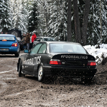 POORBALTICS uzlīme auto bamperim